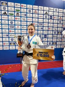 a86f3b14-acc0-4af1-8ca9-4d54dd07b6a7